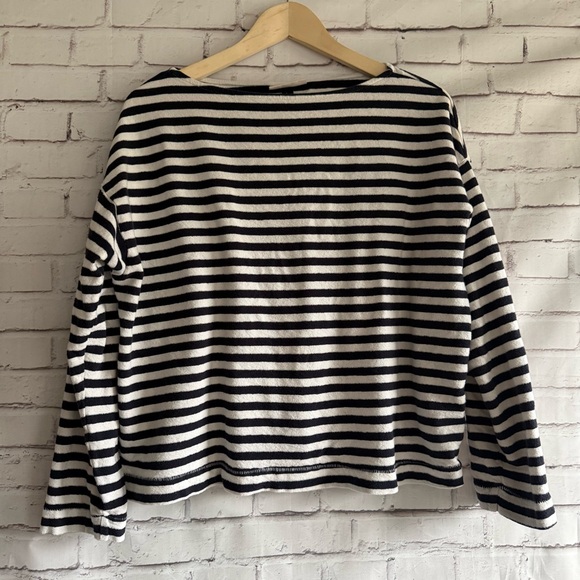 Universal Thread Tops - Universal Thread Navy and White Striped‎ Long Sleeve Top